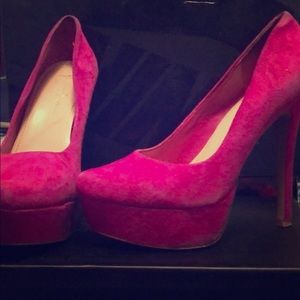 Pink pumps